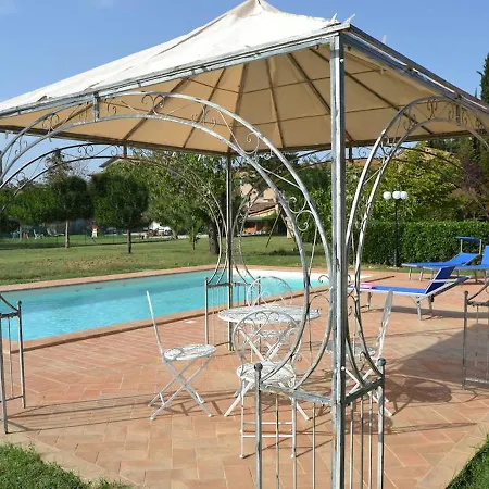 Sprawling In Italy With Private Pool Дом отдыха *